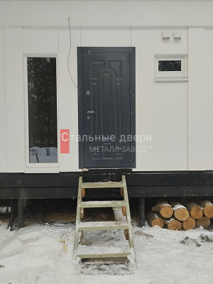 Фото установленной двери №377 в Дедовске